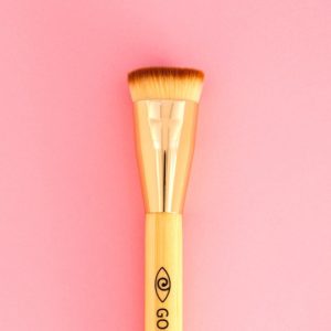 Bamboo foundation brush