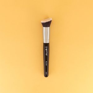S33 blush brush