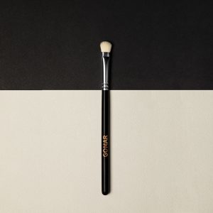 Short eyeshadow brush