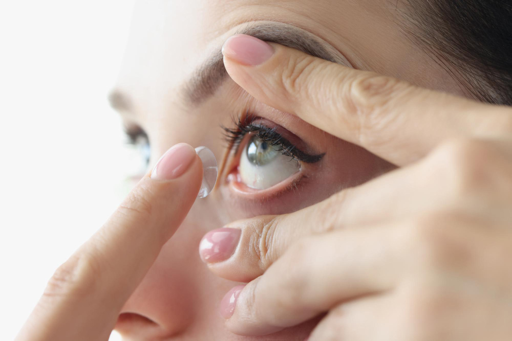 The Benefits of Silicone Hydrogel Contact Lenses