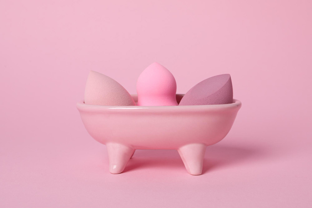 Exploring Different Shapes and Sizes of Premium Beauty Sponges