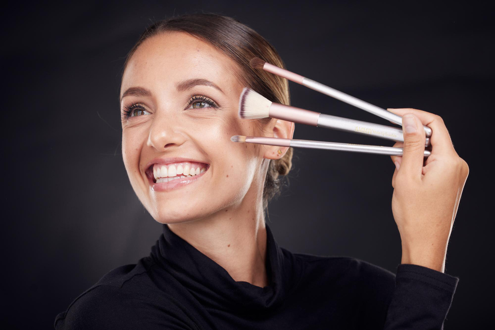 The Contouring Secrets of Makeup Artists: Pro Tips for Professional Results