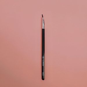 فرشاة آيلاينر مائلة GOMAR G62