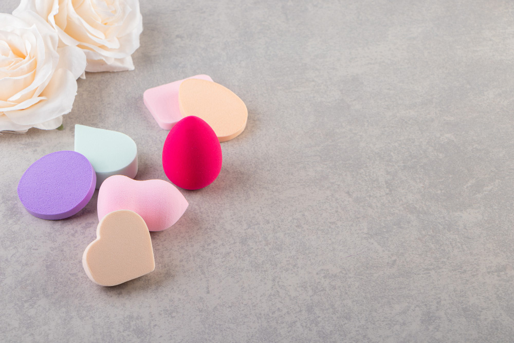 Premium Beauty Sponges for Sensitive Skin: Hypoallergenic Options and Tips