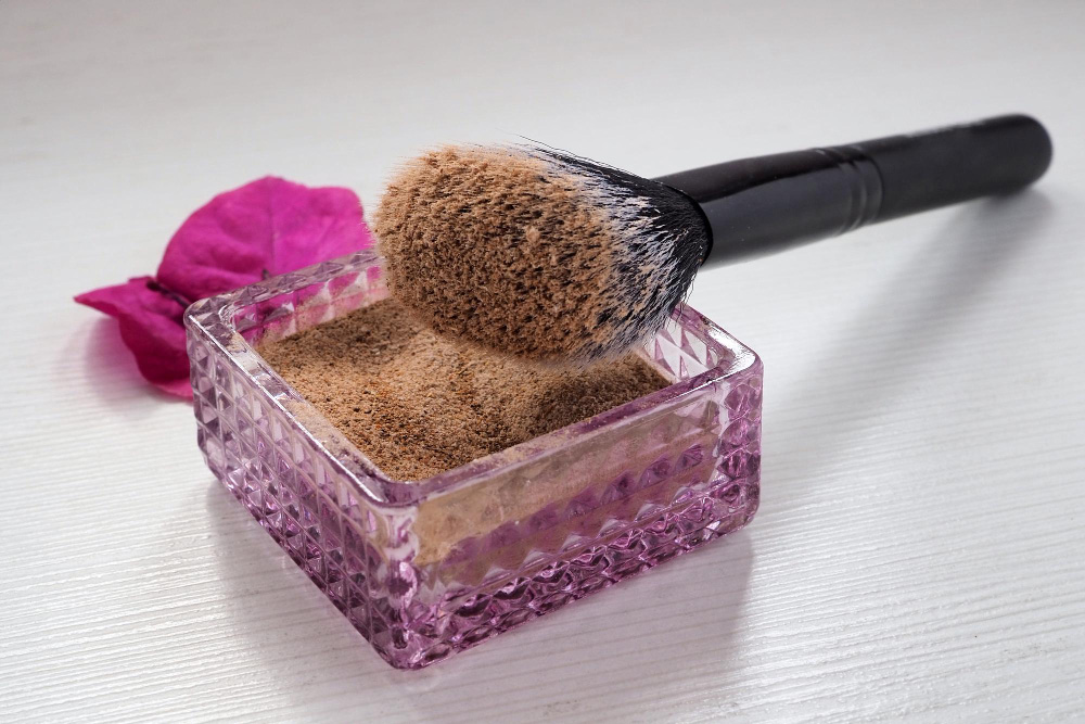 Makeup Brushes for Powder Products: Tips for Flawless Application