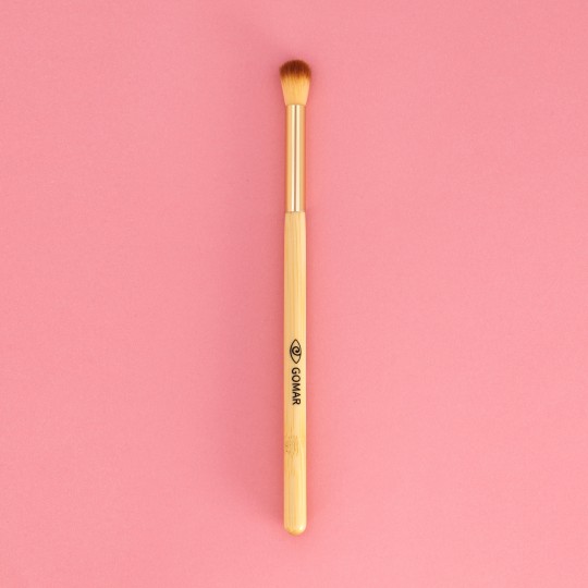 Bamboo eye shadow blend