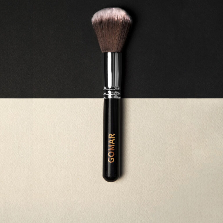 Blush brush