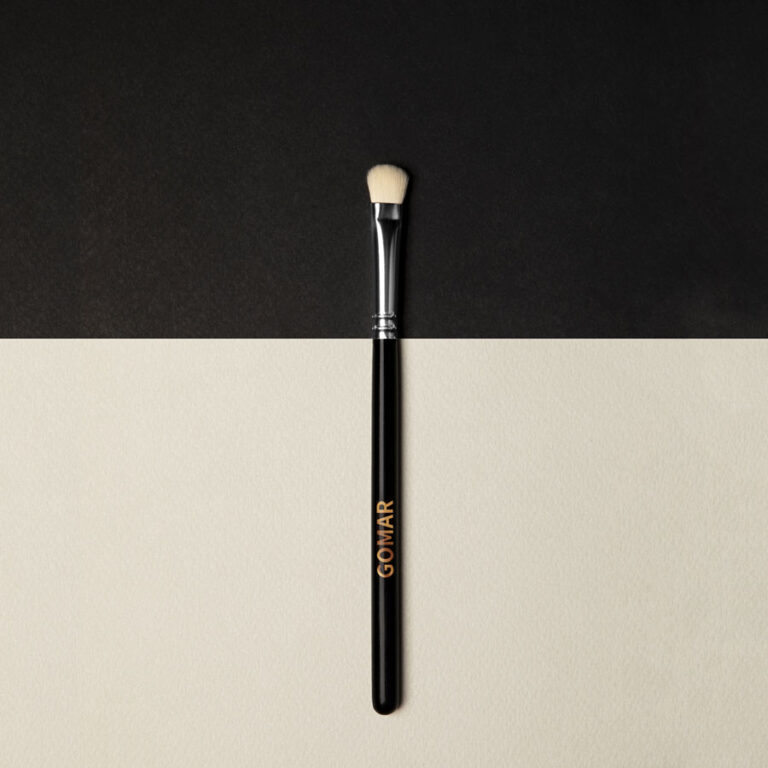 Eyeshadow brush