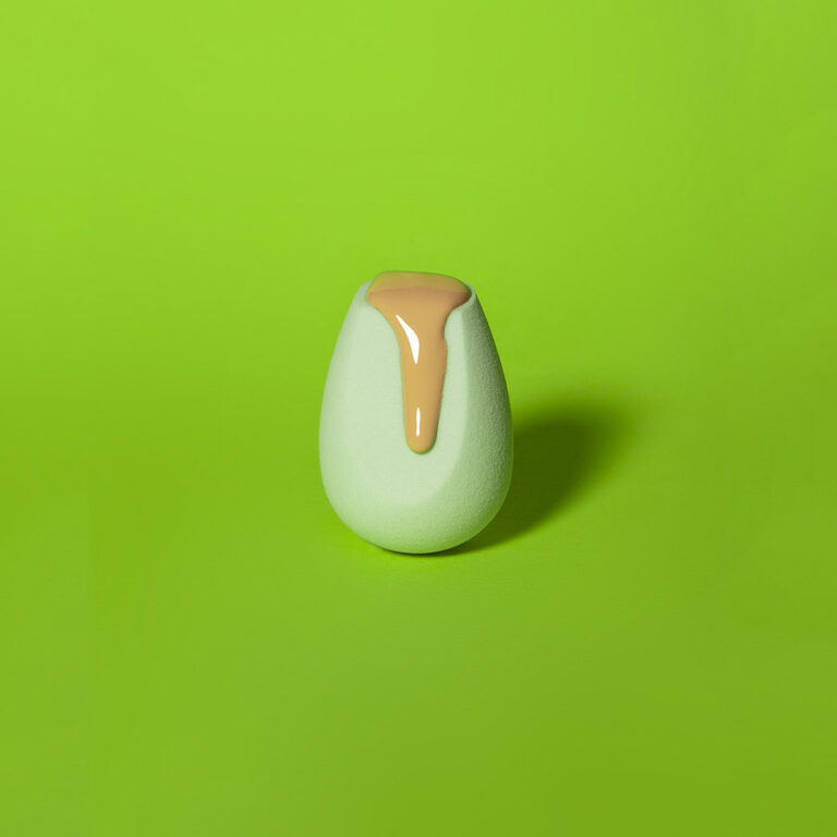 Green Makeup Sponge – Foundation Blender