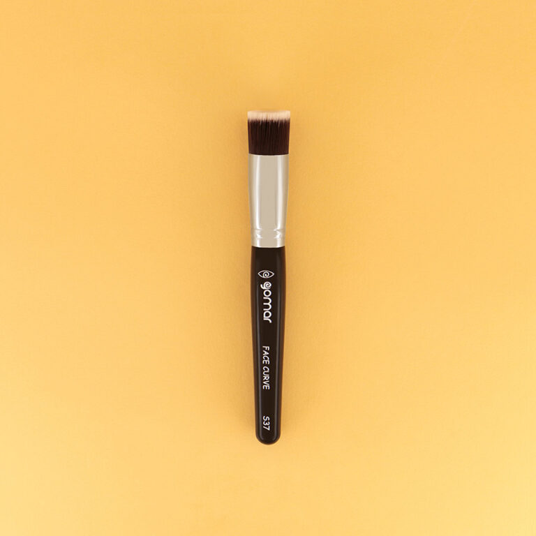 S37 face curve brush