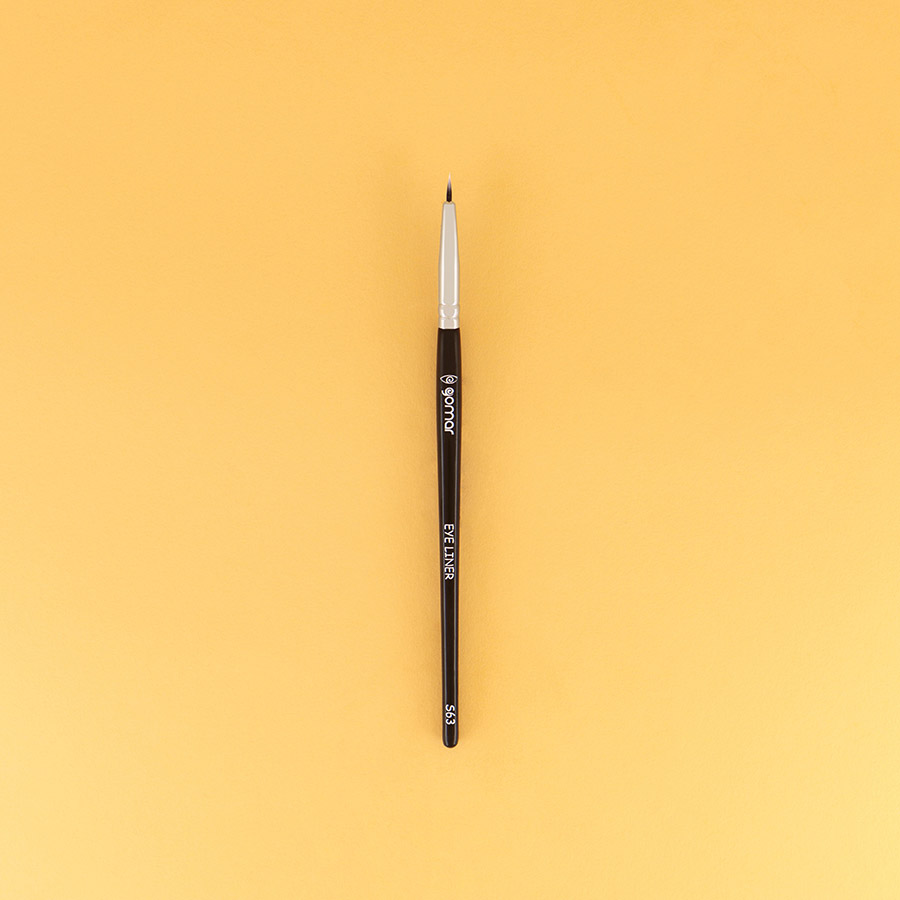 S63 eyeliner brush