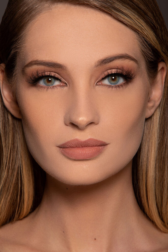 Strong lash