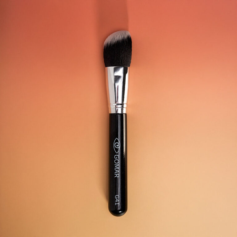 GOMAR G41 Angled Blush & Contour Brush